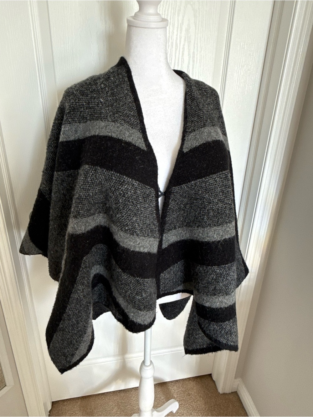 Denver Hayes Black and Gray Striped Open-Front Wrap Sweater